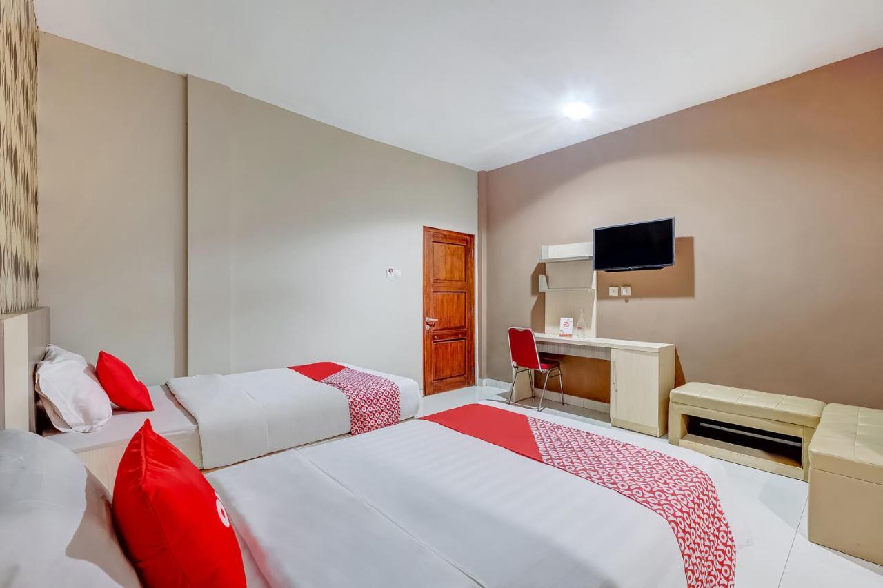 Oyo Flagship 3726 Tembok Batu Residence 3*