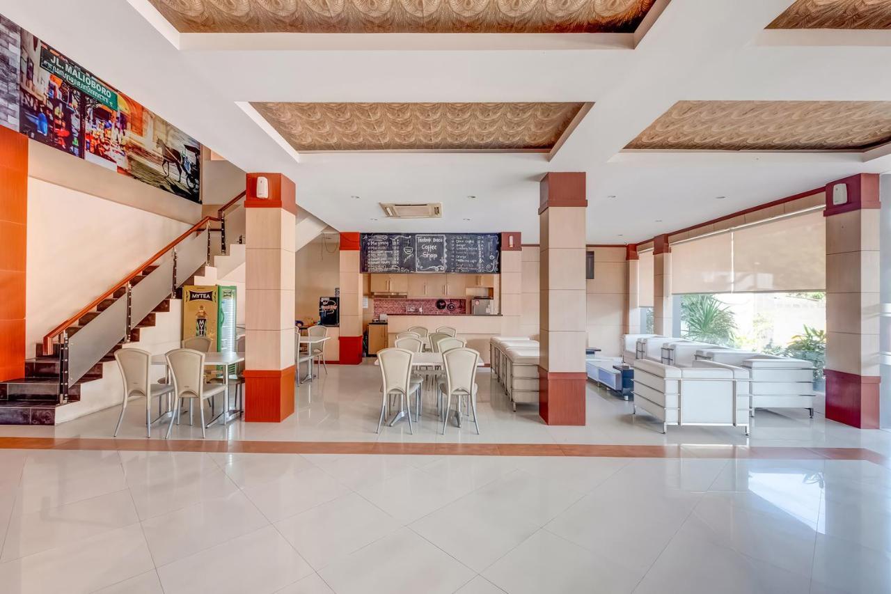 Oyo Flagship 3726 Tembok Batu Residence 3*