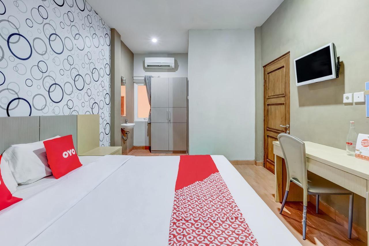 Hotel Oyo Flagship 3726 Tembok Batu Residence 3*