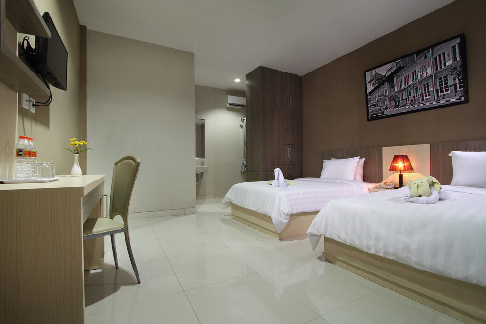 Hotel Oyo Flagship 3726 Tembok Batu Residence Tugu