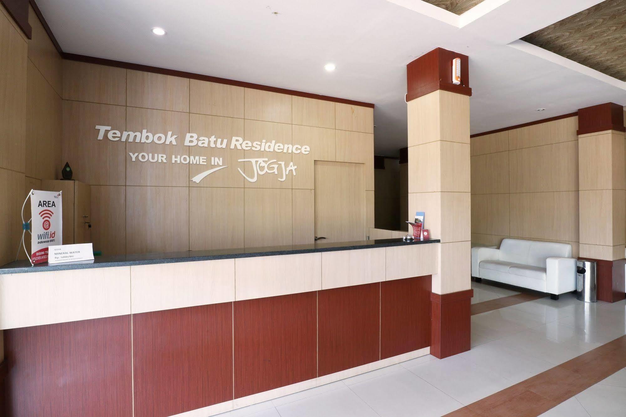 Hotel Oyo Flagship 3726 Tembok Batu Residence